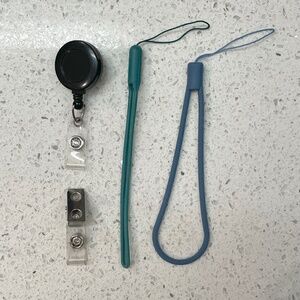 Bundle of 2 Phone & 2 Badge Clips (4 Total)